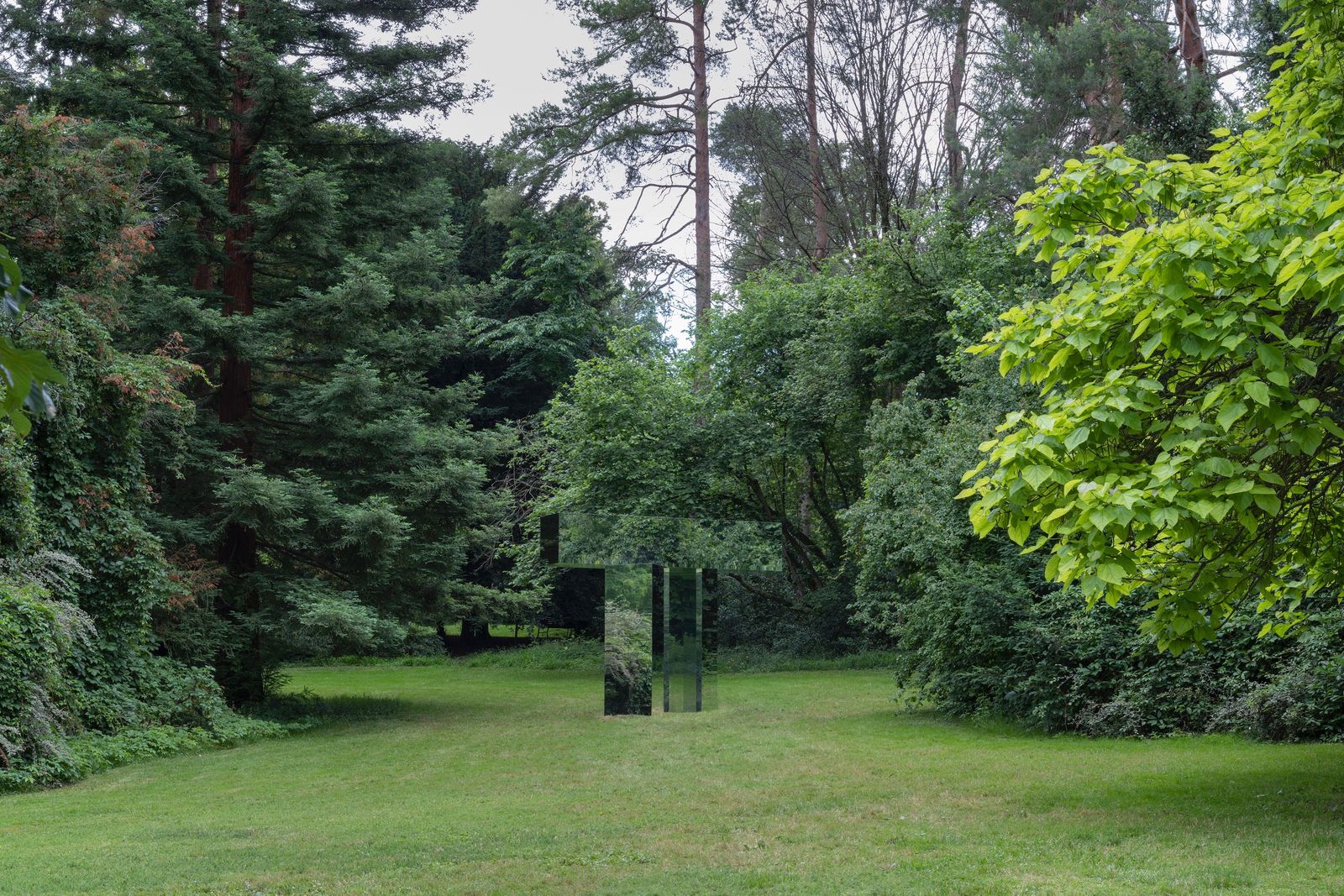 "Enigma" de Trix & Robert Haussmann 