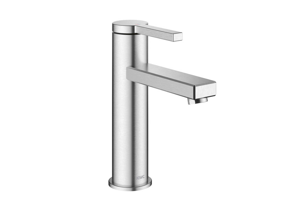 L’acier inoxydable met en relief la beauté du design épuré de la robinetterie KWC AVA E. Parfait également pour les lavabos à double vasque. KWC.